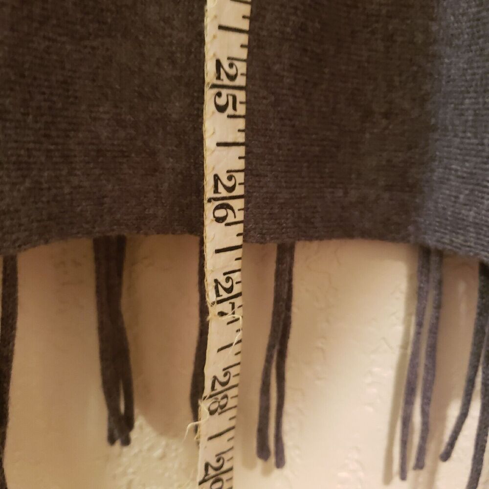 Michael Kors Womens V-Neck Gray Wrap Poncho Shawl PS Petite Small Tassels - Picture 8 of 8